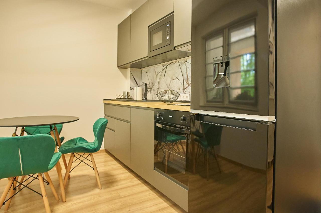 Sunlight Bronze - Szeged Apartment Bagian luar foto